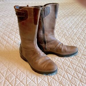 Women’s size 9 Merrell Boots
